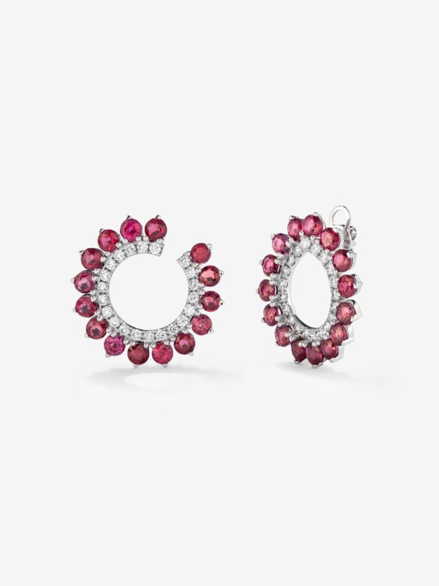 Joyeria Joyería Suárez Pendientes Con Diamantes | Pendientes De Aro De Oro Blanco De 18K Con Rubies Rojos En Talla Brillante De 6,52 Cts Y Diamantes Blancos En Talla Brillante De 1 Cts